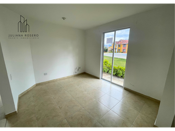 VENDO HERMOSA CASA EN MONTEMAYOR (VARIANTE)