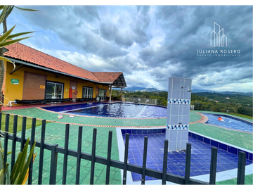 VENDO HERMOSA CASA EN MONTEMAYOR (VARIANTE)