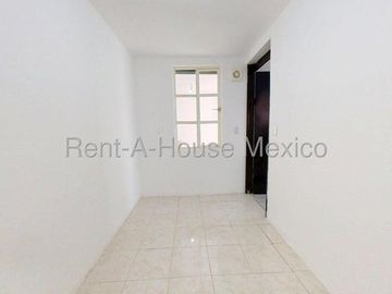 Casa en Venta en Villas del Campo Calimaya GIS 26-266