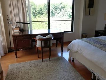Casa en venta frente al fairway en Las Cañadas Country Club, Zapopan, Jalisco.