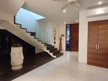 Casa Moderna en Residencial ubicada en Nuevo Nayarit