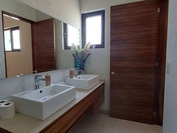 Casa Moderna en Residencial ubicada en Nuevo Nayarit