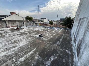 CASA VENTA RAMOS MEJIA MAS LOCAL COMERCIAL