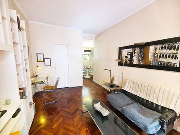 MODERNO Y FUNCIONAL MONOAMB. AMOBLADO.