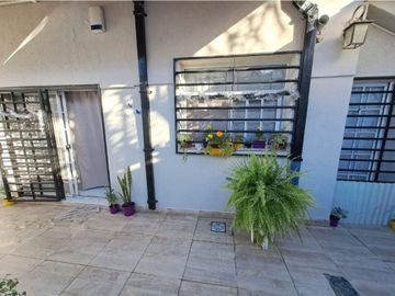 VENTA PH  DUPLEX 4 AMB - RAMOS MEJIA