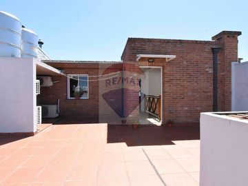 CASA 5 AMBIENTES VENTA LINIERS QUINCHO PILETA
