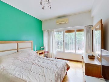 CASA 5 AMB EN VENTA CON PATIO TERRAZA COCHERA