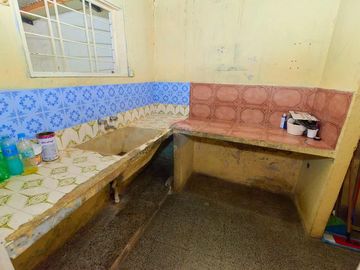 PH EN VENTA BERAZATEGUI 3 AMBIENTES COCHERA