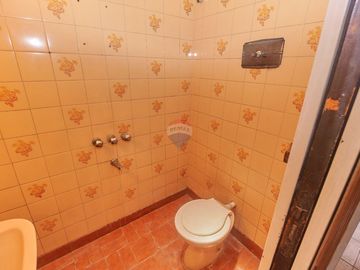 PH EN VENTA BERAZATEGUI 3 AMBIENTES COCHERA