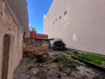 LOTE 326 m2 En Lanusita - 8,66x38 mts