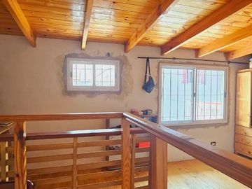 VENTA CASA 3 AMB + DEPTO 2 AMB IDEAL MULTIFAMILIAR
