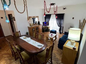 VENTA Depto de 3 Ambientes c/cochera Sarmiento