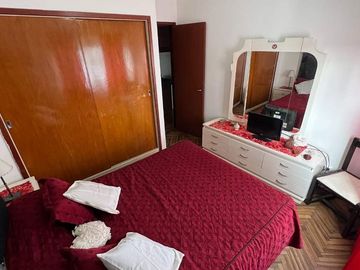 VENTA Depto de 3 Ambientes c/cochera Sarmiento