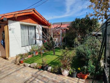 Se vende Casa en Belloto 2000.