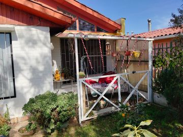 Se vende Casa en Belloto 2000.
