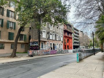 VENTA EDIFICIO CERRO SANTA LUCÍA Y BARRIO LASTARRIA