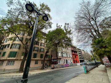 VENTA EDIFICIO CERRO SANTA LUCÍA Y BARRIO LASTARRIA