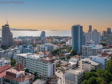 3 Bed Condo For Sale In Pratumnak - The Axis