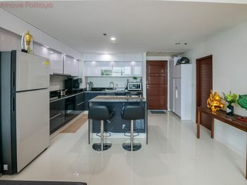 3 Bed Condo For Sale In Pratumnak - The Axis