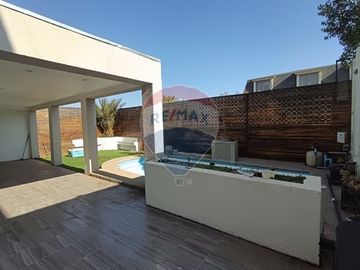 Hogar de Ensueño:  La Dehesa de la Viña.