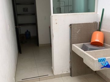 MODERNA CASA EN VENTA LOMAS PUNTA DEL ESTE no