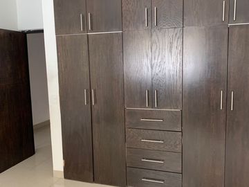 MODERNA CASA EN VENTA LOMAS PUNTA DEL ESTE no