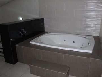 DEPARTAMENTO AMUEBLADO EN  RENTA