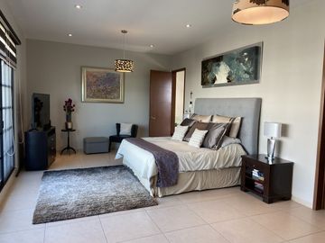 Casa 4 recamaras VENTA
