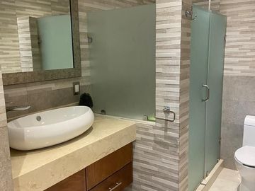 Casa 4 recamaras VENTA