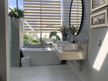Casa 4 recamaras VENTA