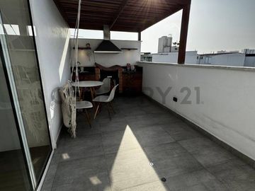 DUPLEX CON HERMOSA VISTA A LA CIUDAD SAN ISIDRO