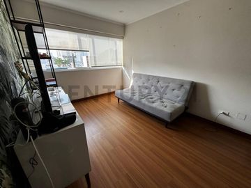 DUPLEX CON HERMOSA VISTA A LA CIUDAD SAN ISIDRO