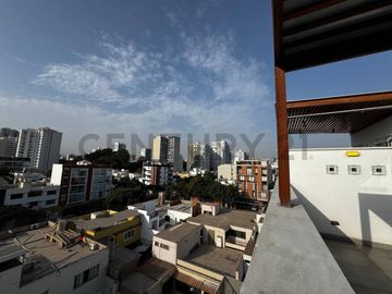 DUPLEX CON HERMOSA VISTA A LA CIUDAD SAN ISIDRO
