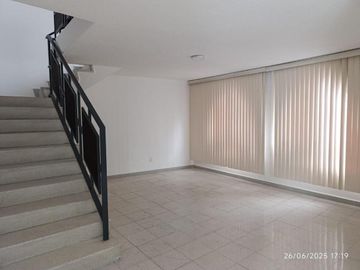 CASA EN MELCHOR OCAMPO (POR EL POTOSINO)
