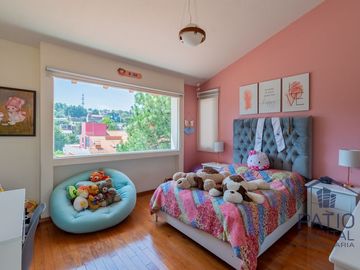 Venta de Casa en Loma de Valle Escondido, Atizapán