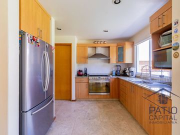 Venta de Casa en Loma de Valle Escondido, Atizapán