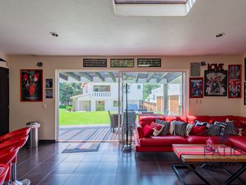 Venta de Casa en Loma de Valle Escondido, Atizapán