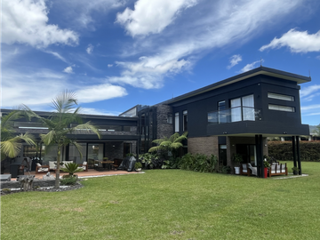 Venta de Exclusiva Casa en Llanogrande Unidad Cerrada Sector Cabeceras