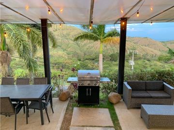 HERMOSA CASA DE CAMPO ESTILO LOFT EN DAPA
