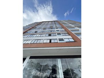 En Venta Apartamento En Edificio Tacuara Remodelado