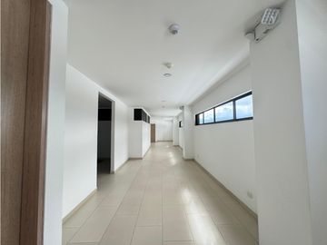En Venta Apartamento En Edificio Tacuara Remodelado