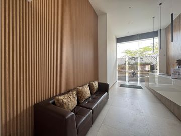 En Venta Apartamento En Edificio Tacuara Remodelado