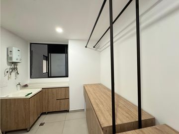 En Venta Apartamento En Edificio Tacuara Remodelado