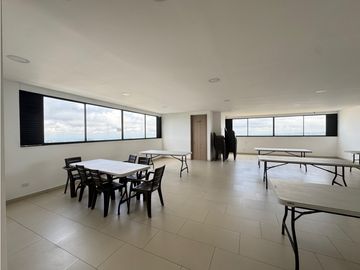 En Venta Apartamento En Edificio Tacuara Remodelado