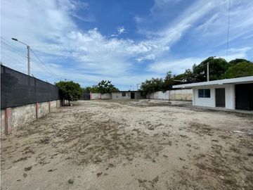 Venta de lote en Aeromar