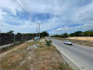 Venta de lote en Aeromar