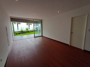 Departamento en Miraflores frente al Mar en primer piso