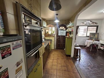 Venta de Amplio y luminoso PH en Colegiales