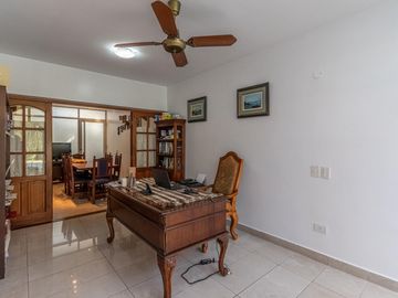 NEUQUEN AL 200 | SAN ISIDRO | CASA EN VENTA | 4 DORMITORIOS | PILETA | QUINCHO