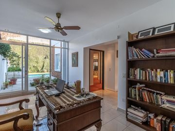 NEUQUEN AL 200 | SAN ISIDRO | CASA EN VENTA | 4 DORMITORIOS | PILETA | QUINCHO